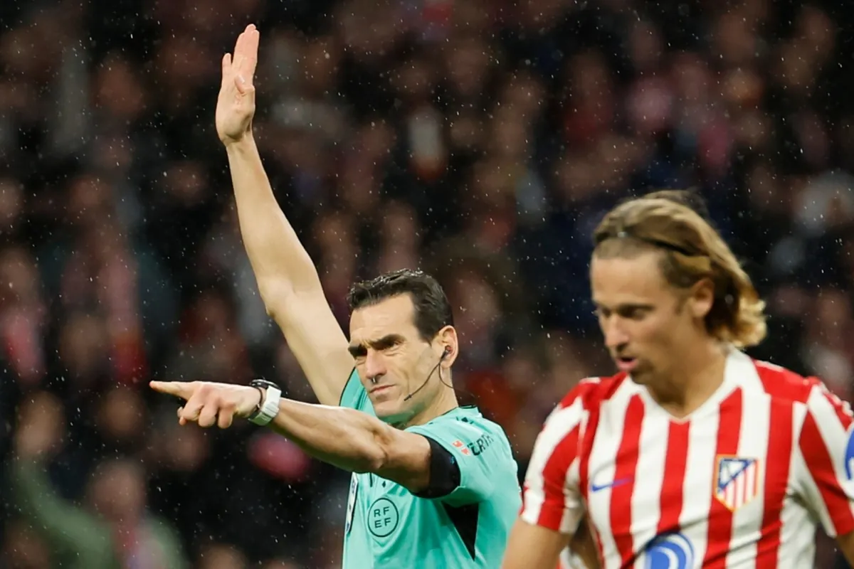 Total outrage at Barcelona: the club is considering filing an official complaint about refereeing against Atletico Madrid