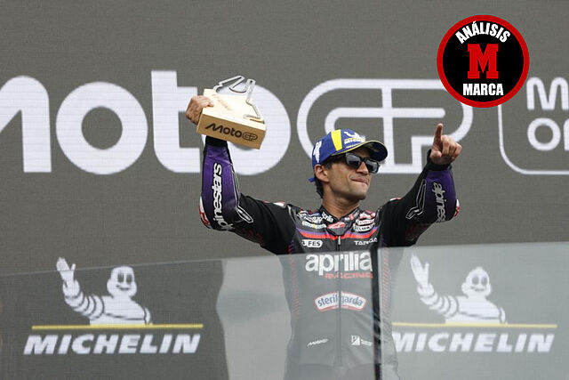 Jorge Mart�n, en el podio de Le Mans.