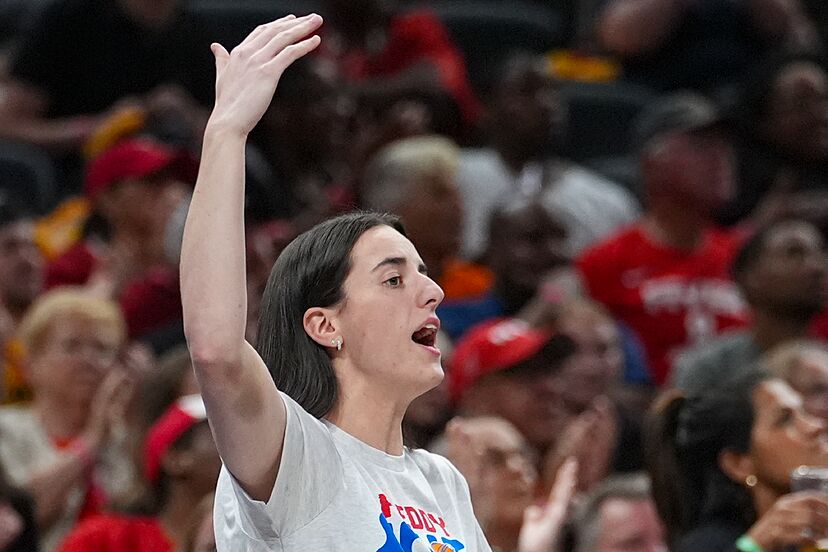 Caitlin Clark sends fans crazy with her choice of outfit Indiana Fever game: Her subtle nod to 'Freddy' | Marca