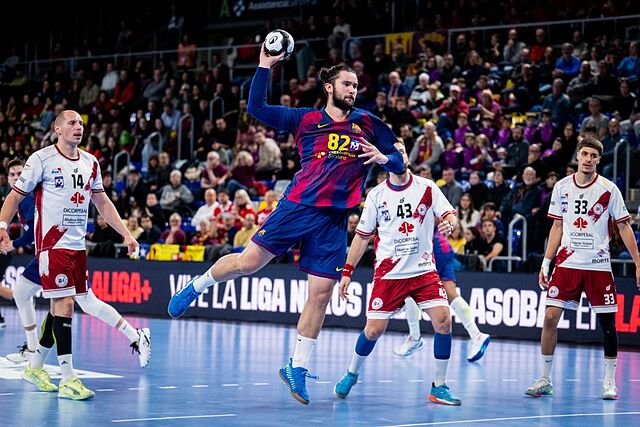 Frade lanza sin oposici�n durante el Bar�a-Logro�o.