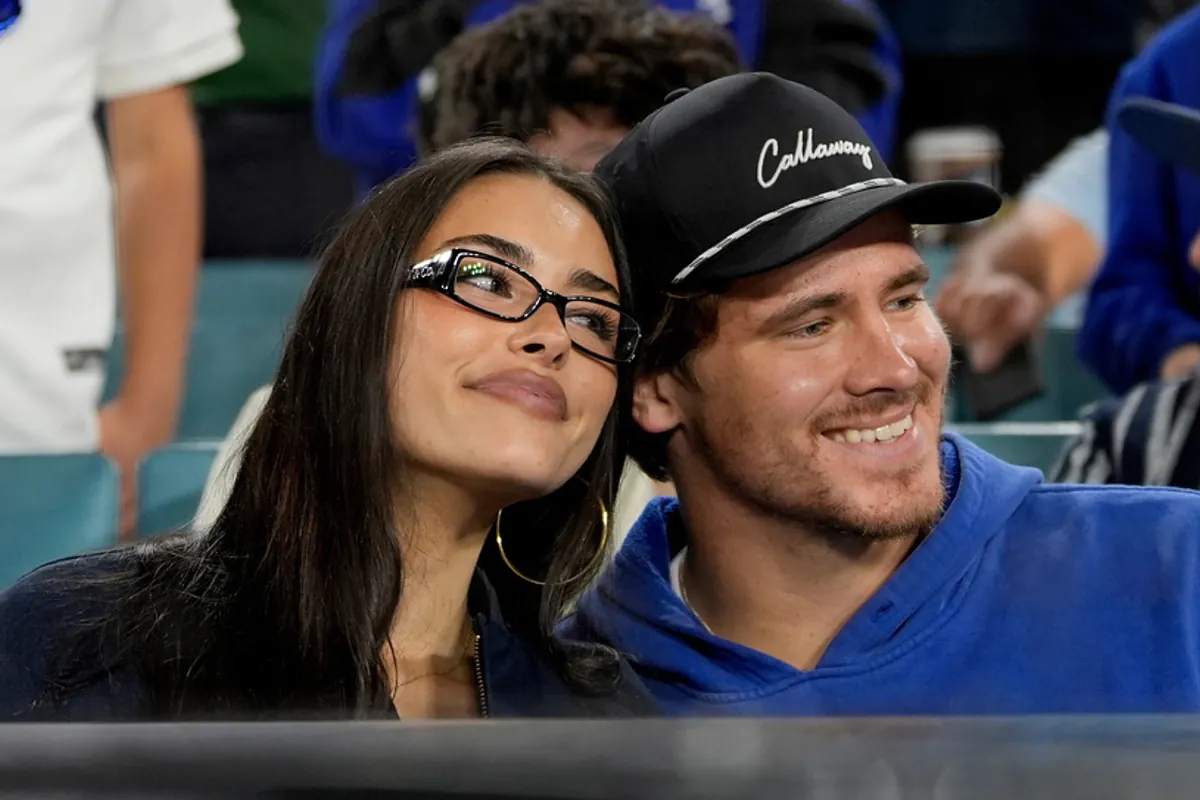 Madison Beer and mom cheer on Justin Herbert as Chargers heat up the AFC race