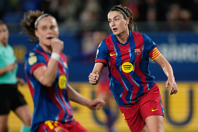 Alexia Putellas celebra uno de los dos goles anotados ante el Badalona.