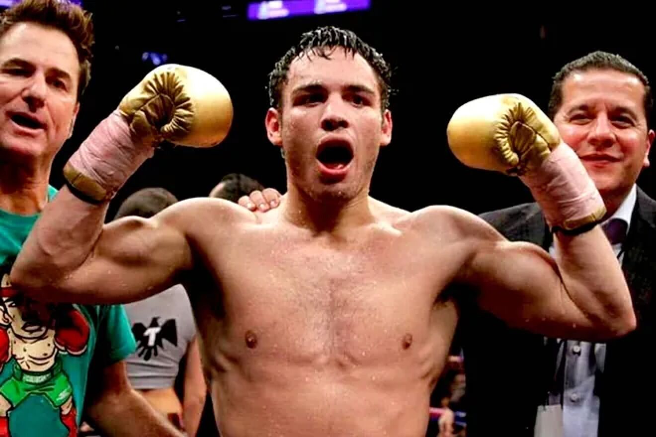 Julio Cesar Chavez Jr. reflects on who is a better boxer than him and criticizes Jake Paul