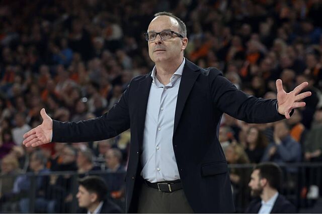 El entrenador del Baxi Manresa, Diego Ocampo.