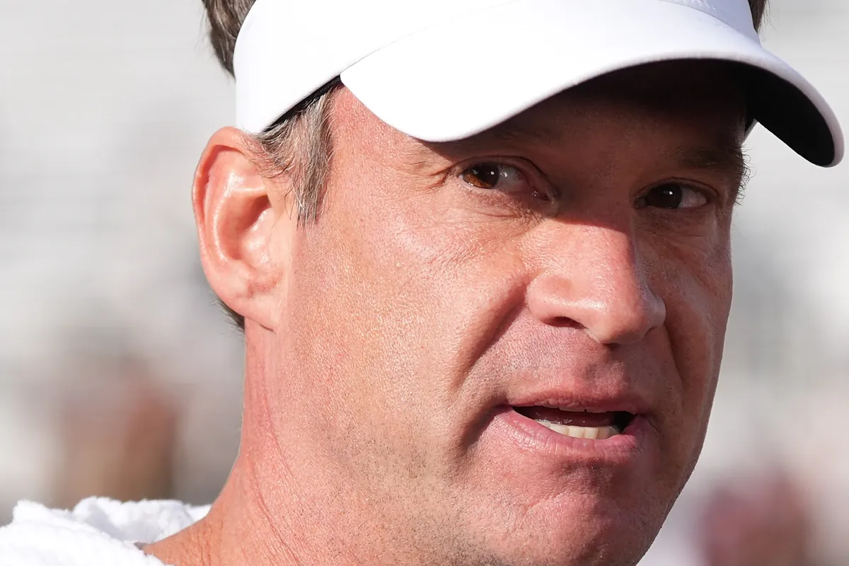 Lane Kiffin's Baton Rouge debut goes viral before his first game