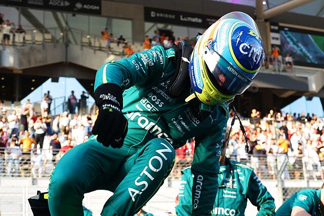 Alonso, antes de la carrera en Abu Dhabi.