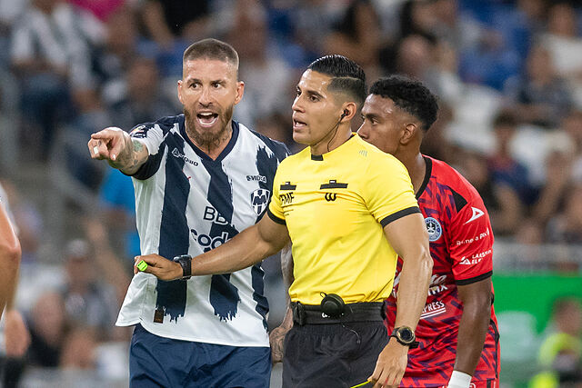 Ramos, con Rayados.