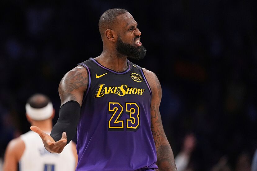 lebron james with the lakers