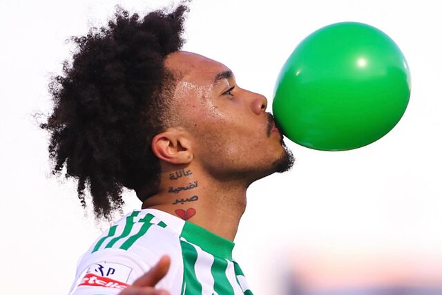 Jalen Blesa celebra un gol con R�o Ave.