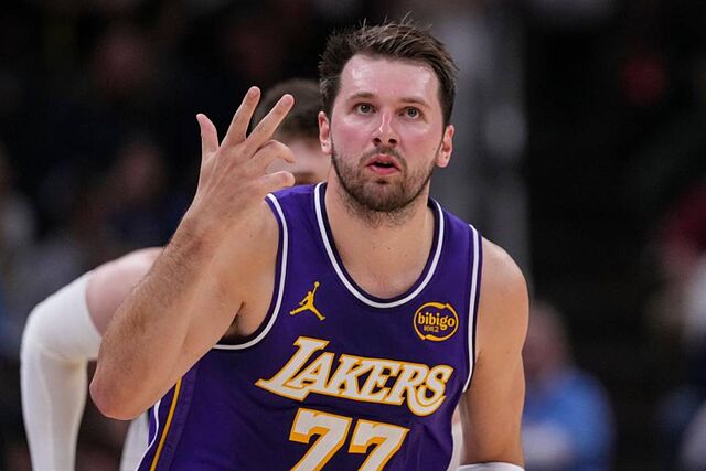 Doncic celebra una acci�n en el partido ante los Pistons.