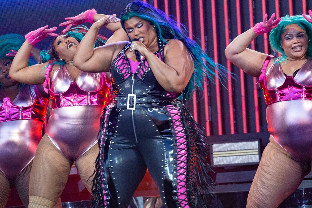 Strategy Rapper Lizzo's countersuit sparks outcry: dancers accuse singer of 'silencing ...