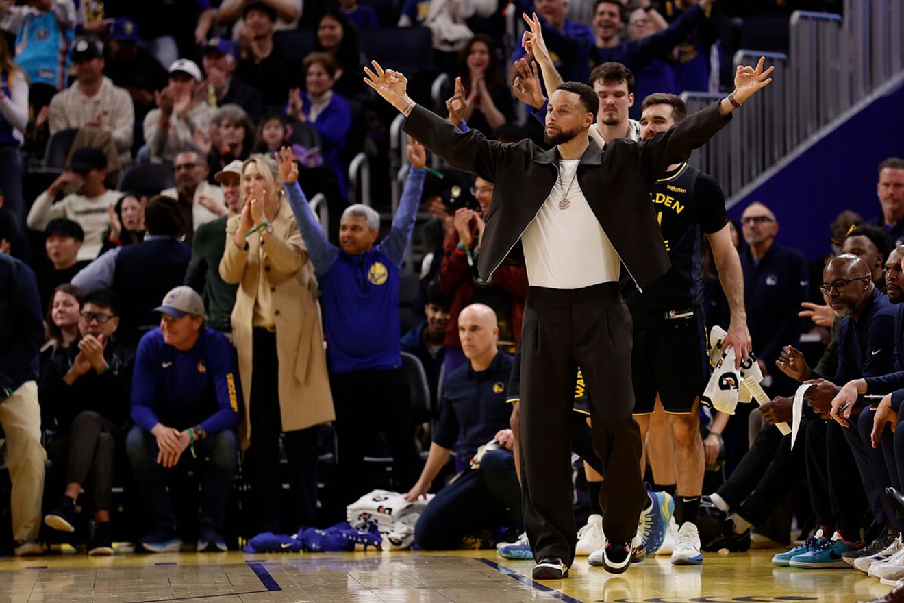 Stephen Curry's return remains uncertain for the Warriors