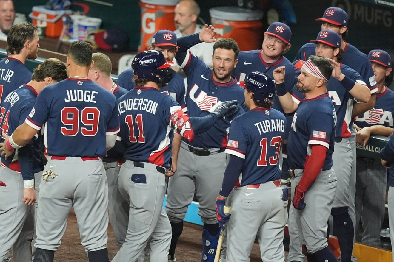 The United States defeated the Dominican Republic 2-1 in the WBC...