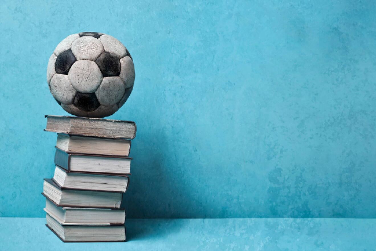 Los mejores libros de fútbol para leer durante el Mundial | Marca