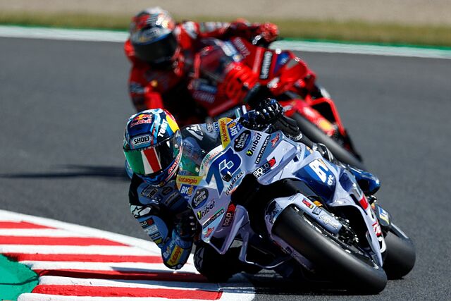 �lex M�rquez y Marc M�rquez durante la sesi�n de clasificaci�n del GP de Jap�n.