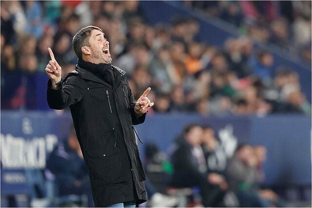 Coudet, con el Alav�s.