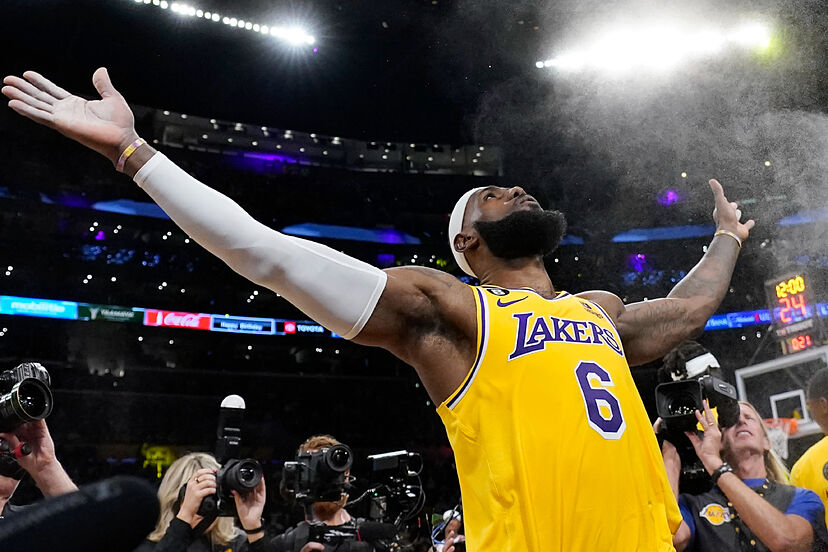 LeBron James says the NBA GOAT debate is over and crowns himself as the greatest ever | Marca