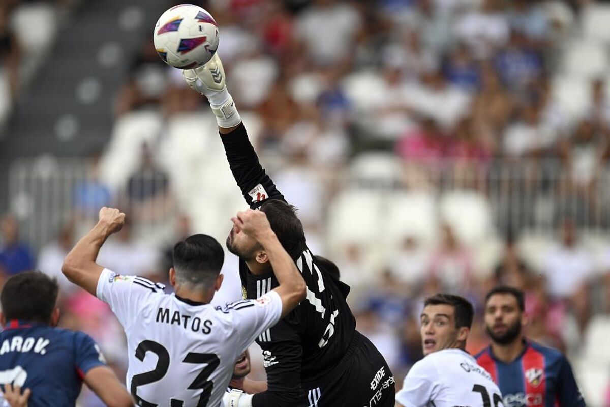 Burgos - Huesca: El Burgos se quedó a las puertas ante el Huesca ...