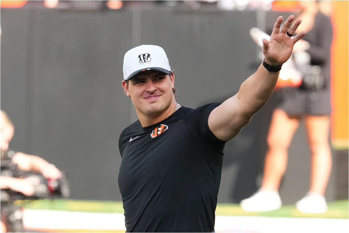 Ravens fans rejoice: Trey Hendrickson passes physical and signs 4-year deal