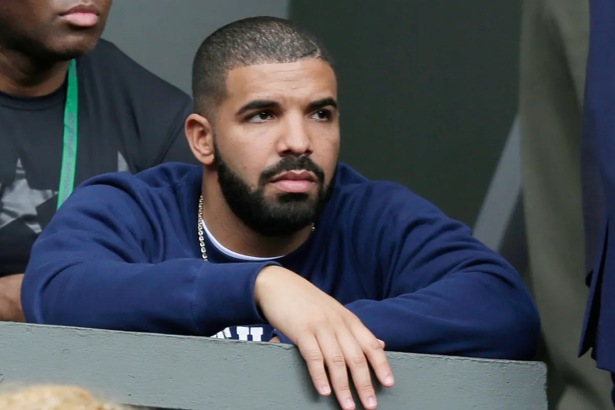 Drake's curse remains intact: the rapper sank Jake Paul with another losing bet