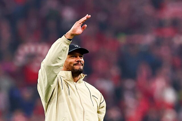Vincent Kompany celebra la victoria ante el Real Madrid.