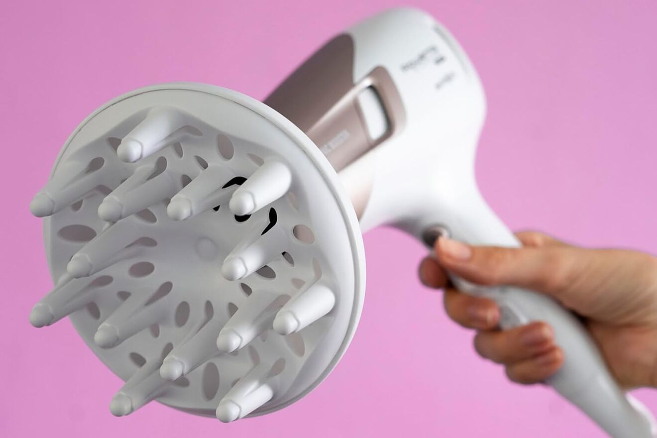 Rowenta baja el precio de sus secadores y planchas en Amazon.