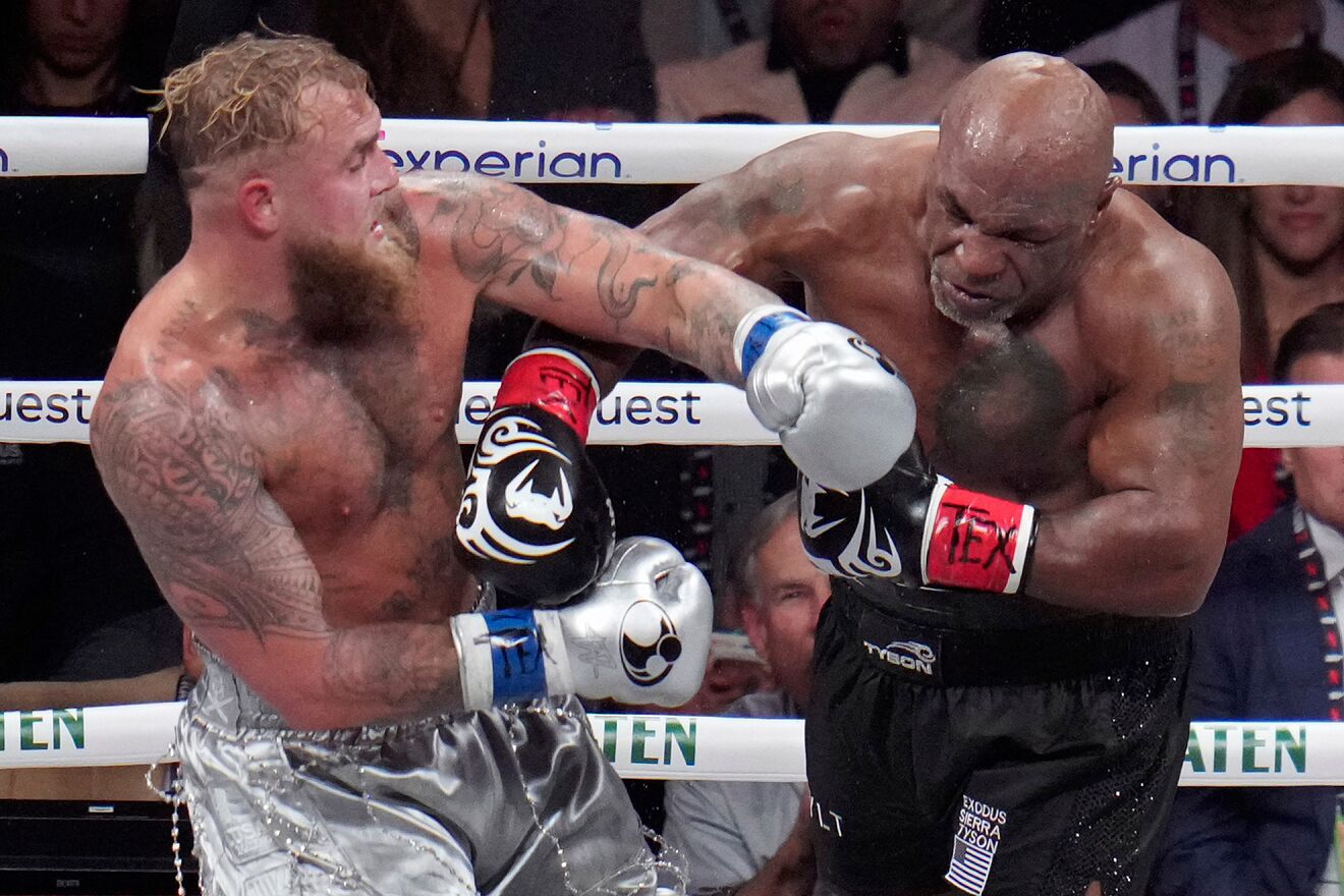 Jake Paul fights Mike Tyson at AT&T Stadium.