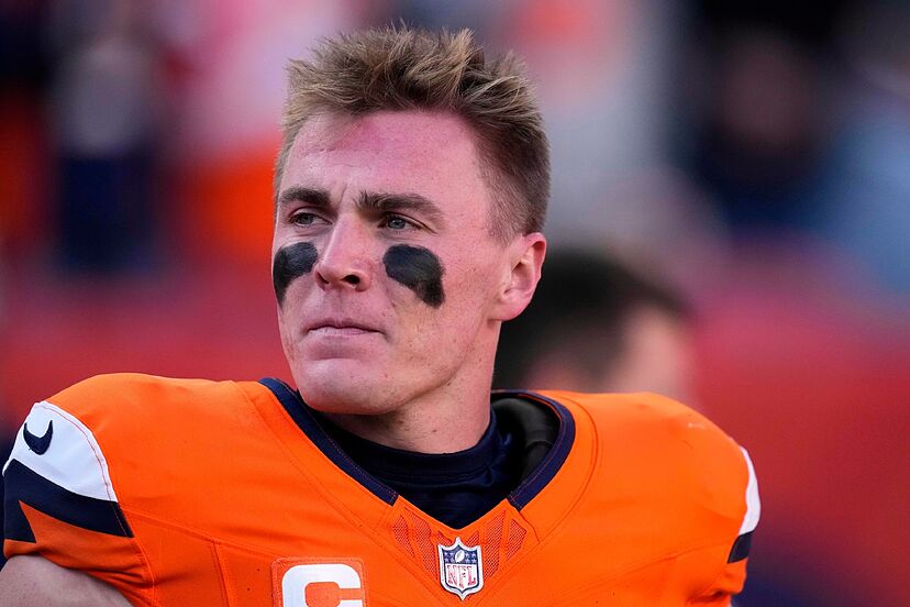 Bo Nix played part of his rookie season with three fractured vertebrae | Marca