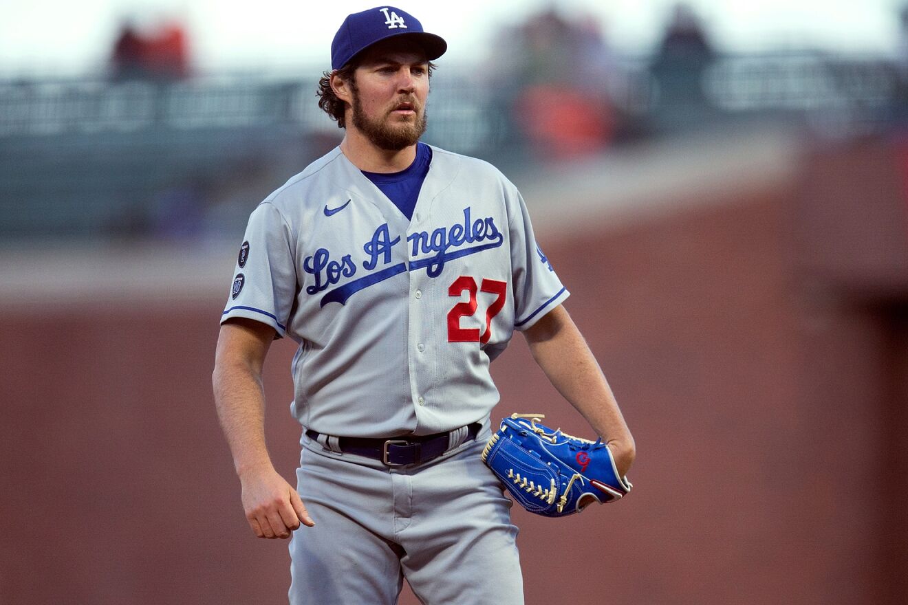 Trevor Bauer kicks opponent's bat in Japan-Instantly gets embarrassed...