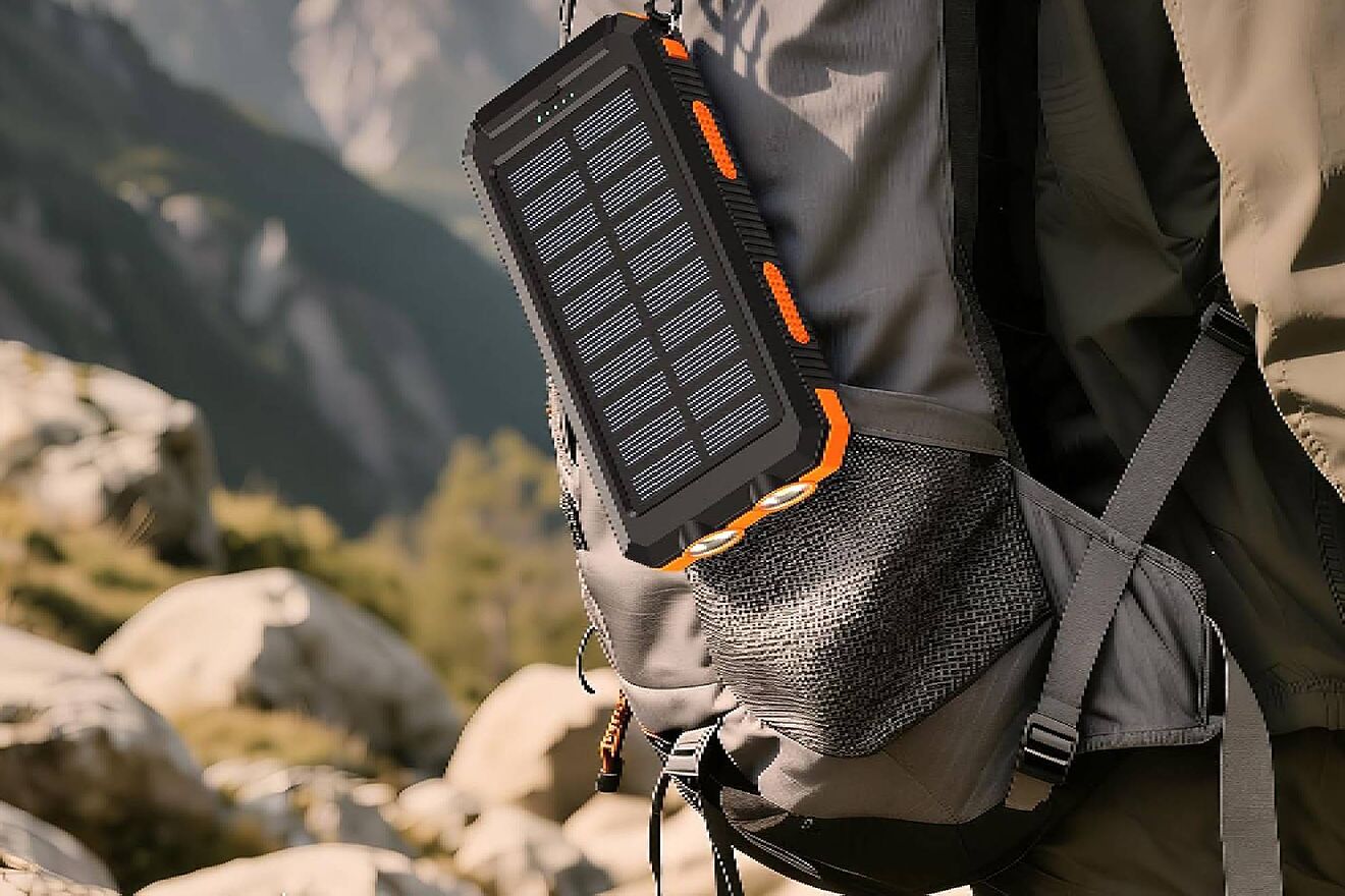 El cargador solar que necesitas para tener siempre batería en tu móvil cuesta menos de 25 euros.