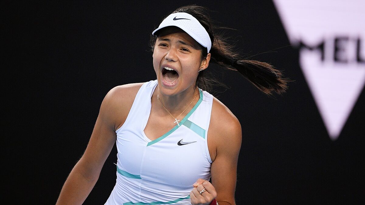 Emma Raducanu net worth 2022: How much is South London tennis prodigy  earning? | Marca