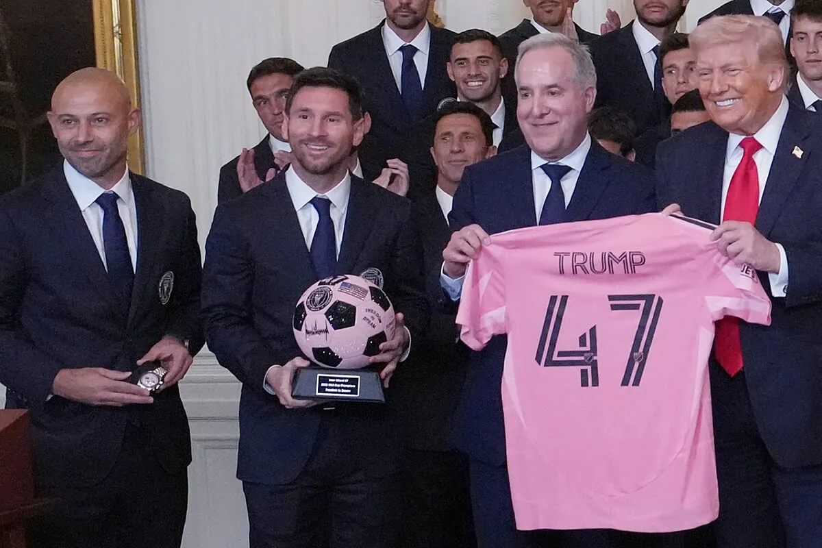 Former Argentine President compared Messi to Maradona after visit to Donald Trump
