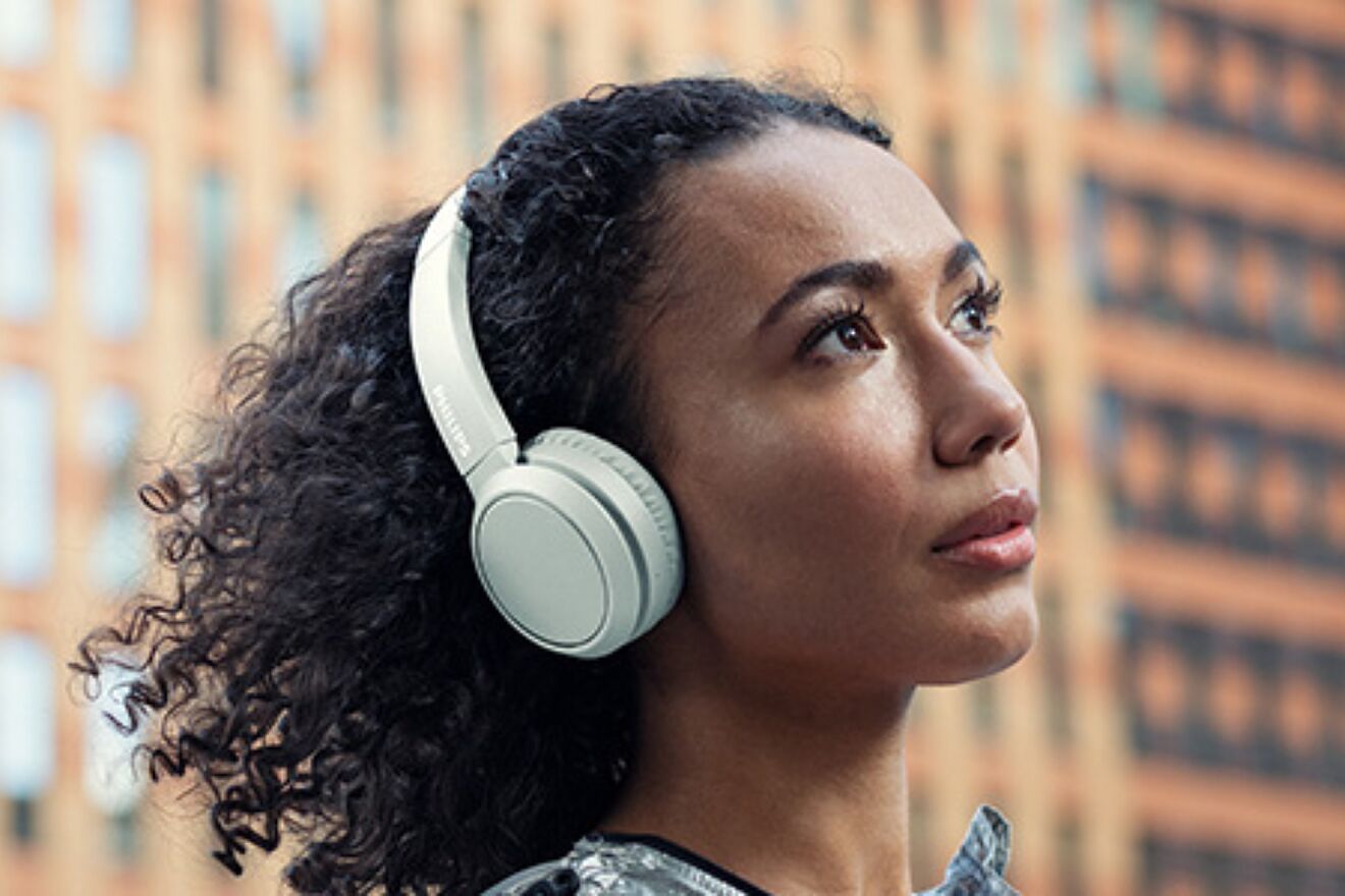 Philips tiene unos auriculares inalámbricos por menos de 20 euros.