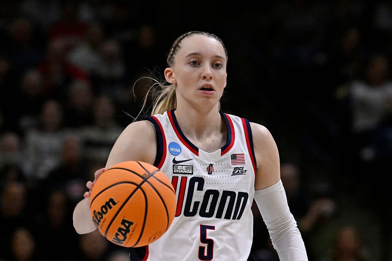 Paige Bueckers' strong words about Geno Auriemma point to UConn mentality entering March Madness