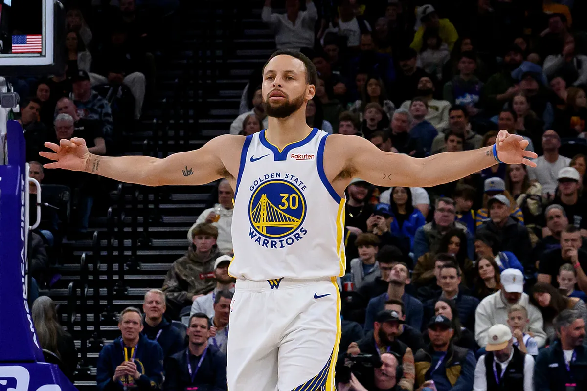 Stephen Curry proves why his the most loyal player in this NBA era of constant movement