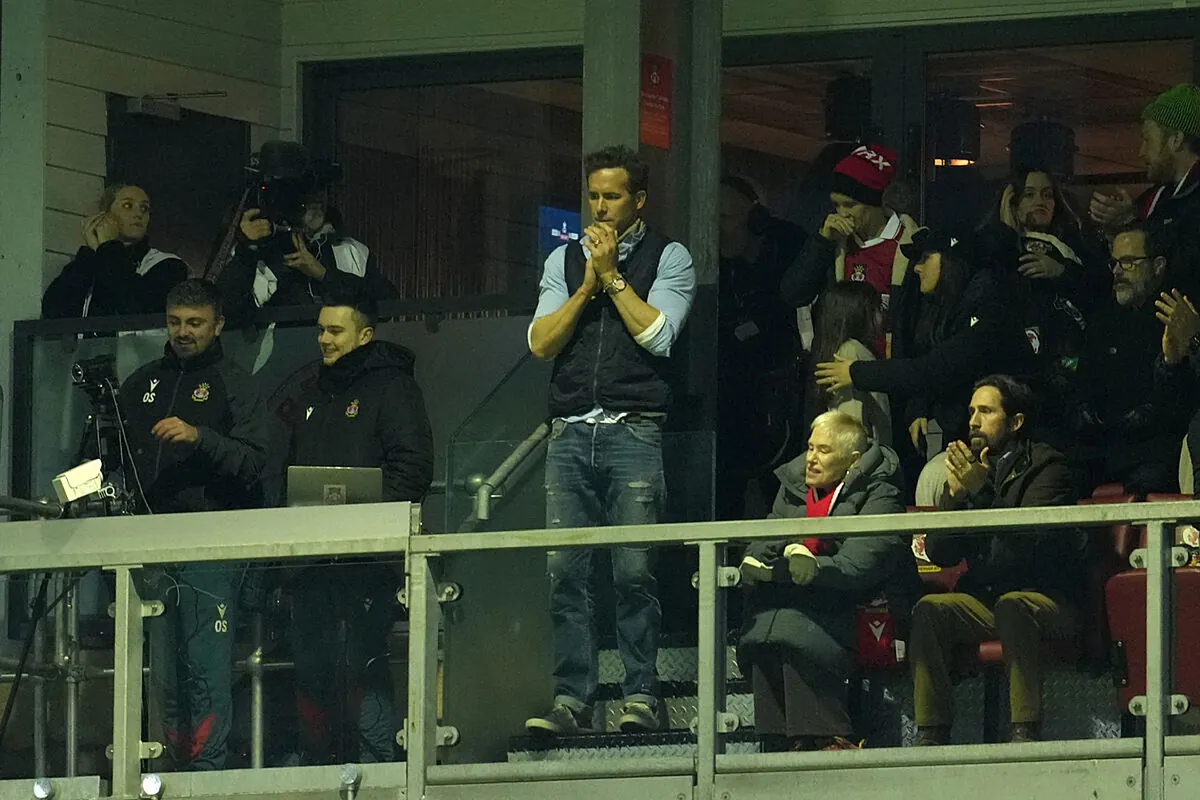 Ryan Reynolds and Rob McElhenney give big Wrexham news as they will debut in new sports role