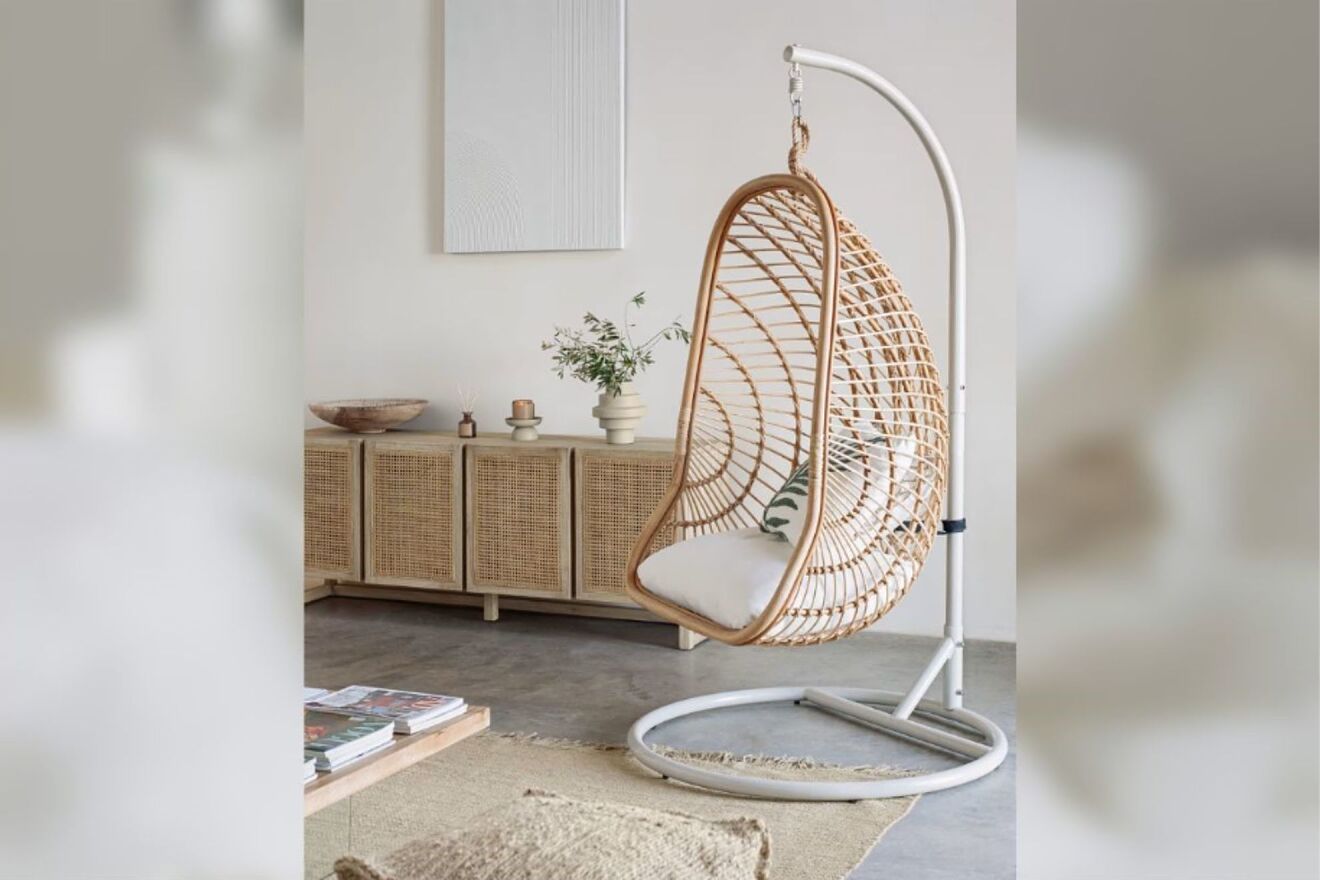 El sillón colgante que convertirá tu terraza en tu rincón favorito del verano.