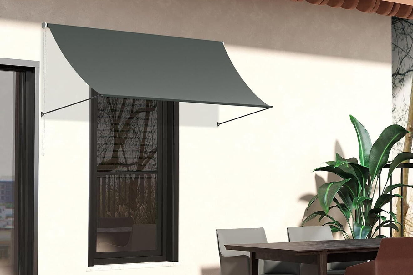 El toldo retr�ctil de Amazon que cuesta 22 euros.