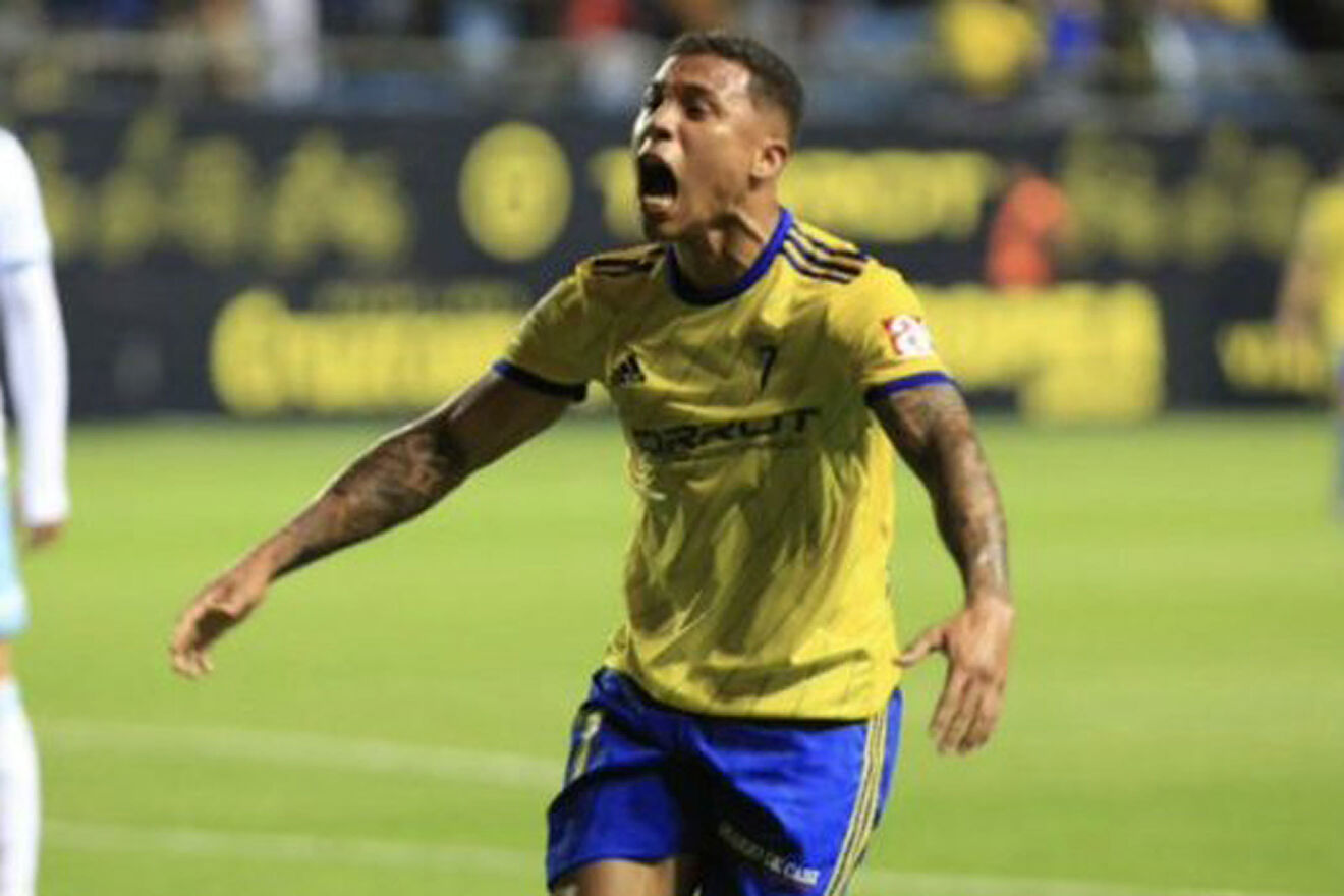 Darwin ser� el primer fichaje del C�diz