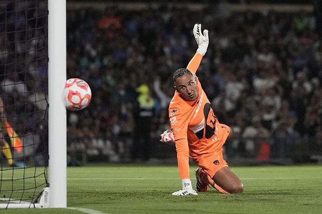 Pumas' goalkeeper Keylor Navas.