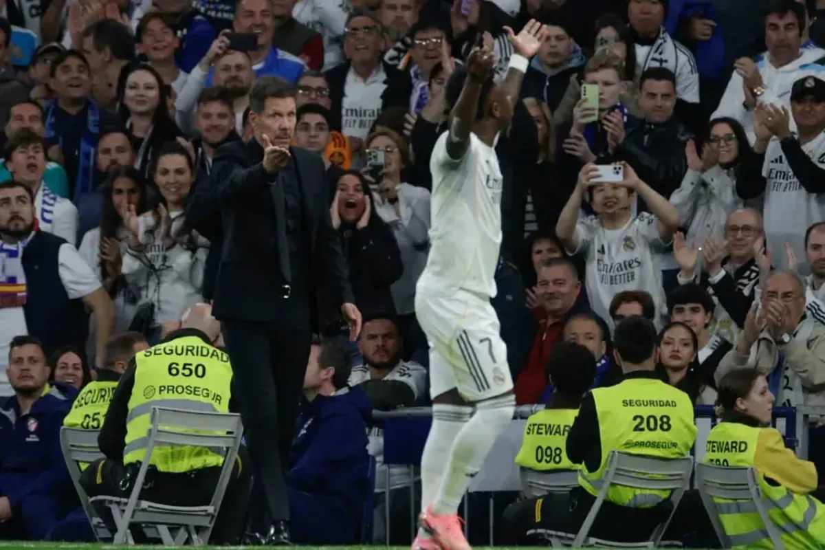 Vinicius hits back at Simeone: "They're going to sell me, they're going to sell me"