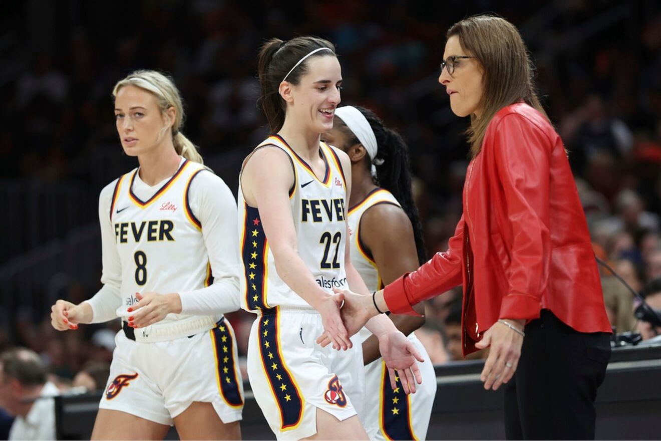 Eva Rakes Wikson Stephanie White gives Caitlin Clark advice on handling controversy with ...