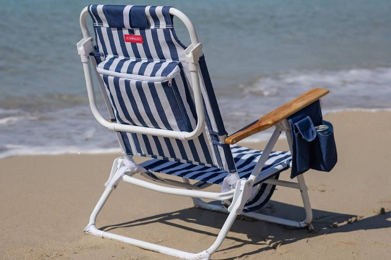 La silla para la playa más vendida (y duradera) del momento tiene descuentazo. Foto: Flamingueo.