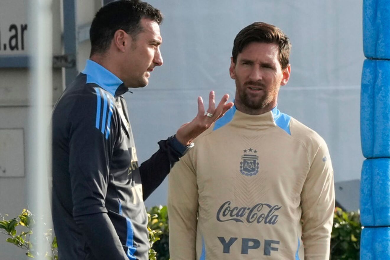 Lionel Scaloni & Lionel Messi - Argentina National Team