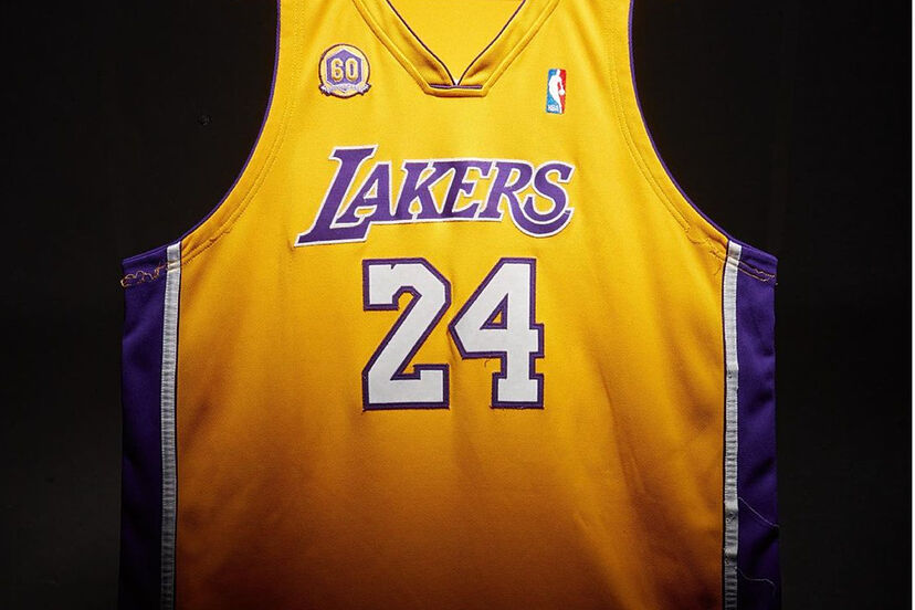 kobe sports memorabilia