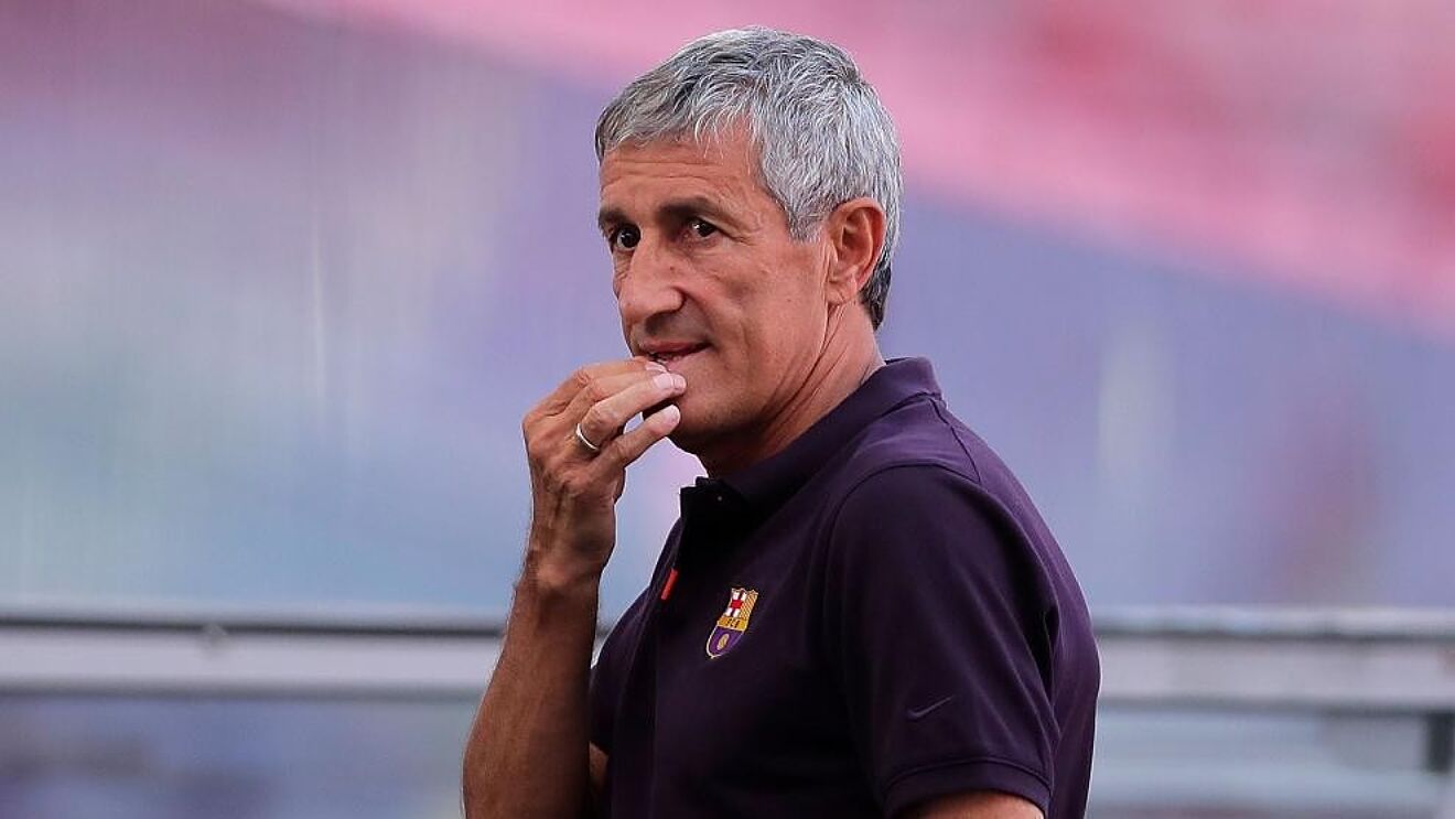 Quique Seti�n, en un partido con el Barcelona.