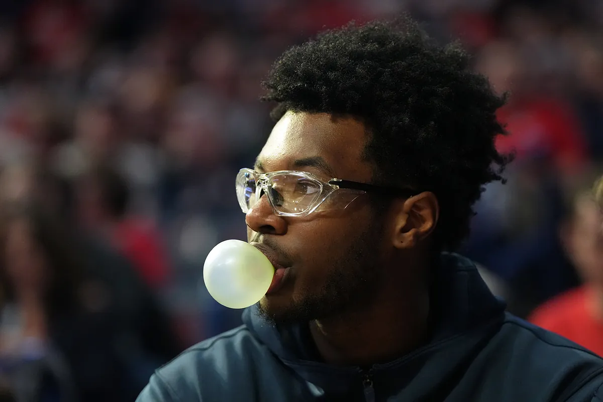 Bryce James chooses to redshirt with Arizona, and all eyes are on his father LeBron: "Lakers Drafting Him Too?"