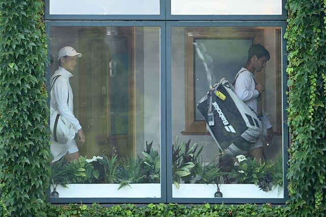 Sinner y Alcaraz, antes de salir a la pista.