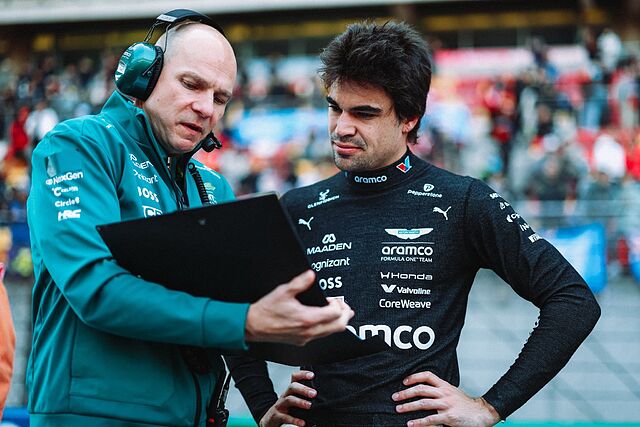 Stroll, antes de empezar la carrera en China.