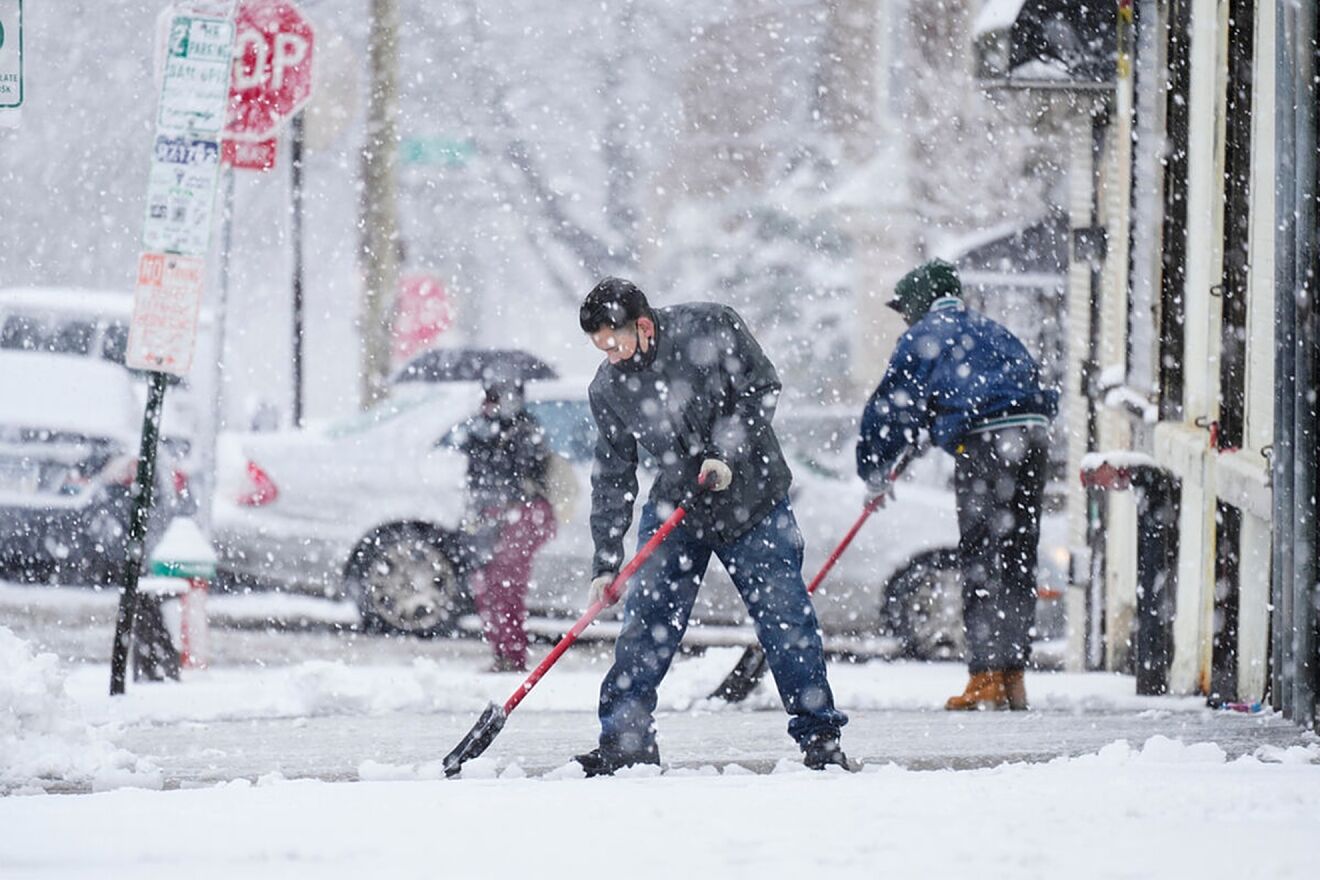 US on high alert: Giant snowstorm and 'endless Arctic cold' forecast
